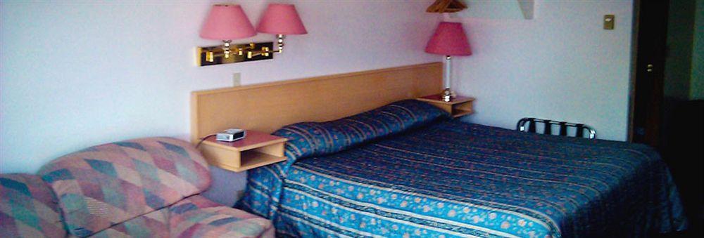 Kings Motor Inn Kamloops Zewnętrze zdjęcie