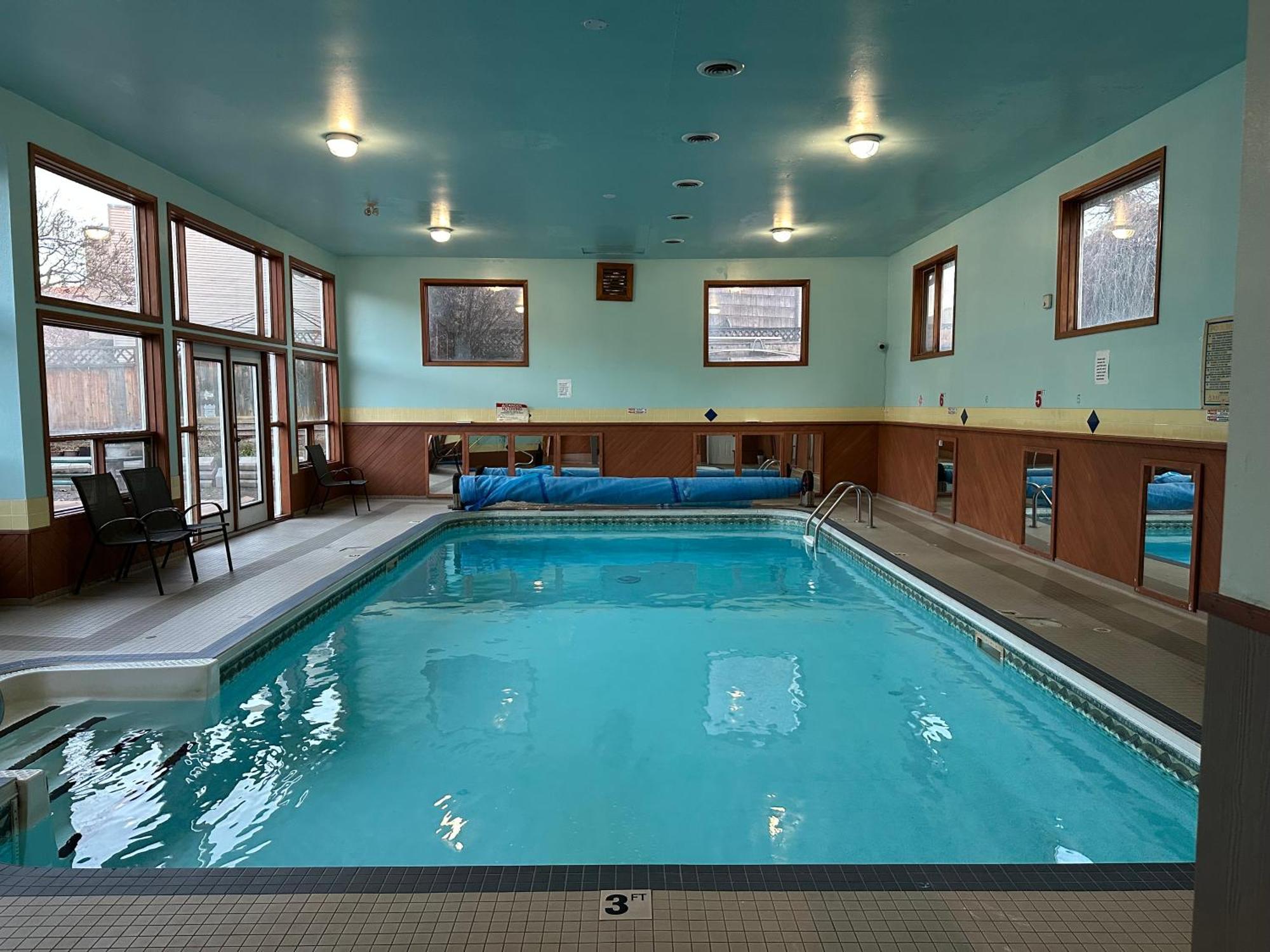 Kings Motor Inn Kamloops Zewnętrze zdjęcie
