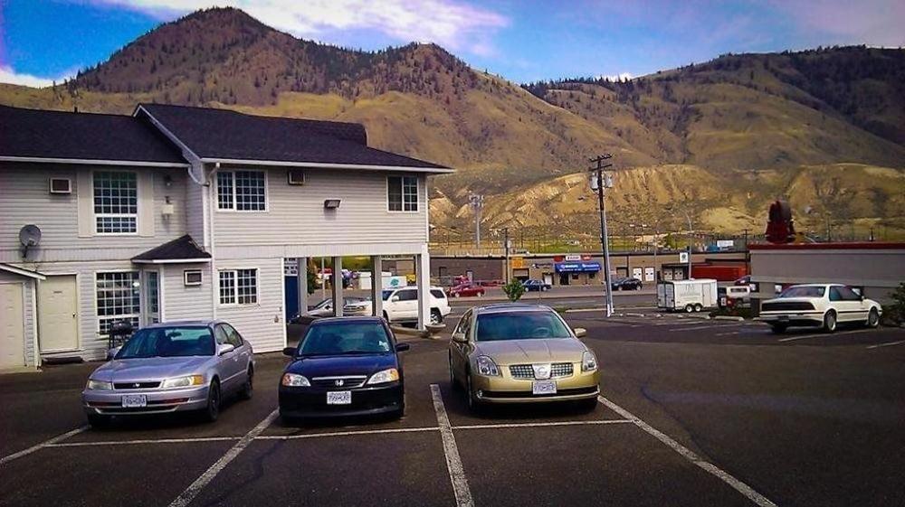 Kings Motor Inn Kamloops Zewnętrze zdjęcie