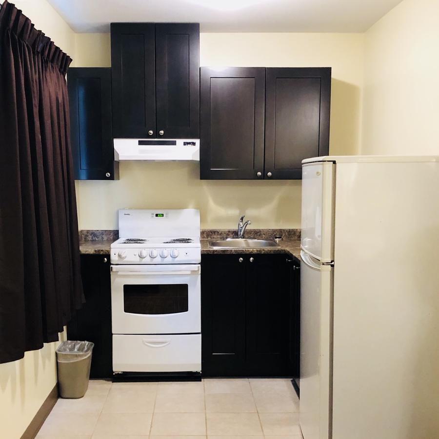Kings Motor Inn Kamloops Zewnętrze zdjęcie