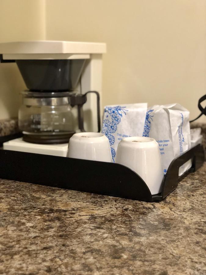 Kings Motor Inn Kamloops Zewnętrze zdjęcie