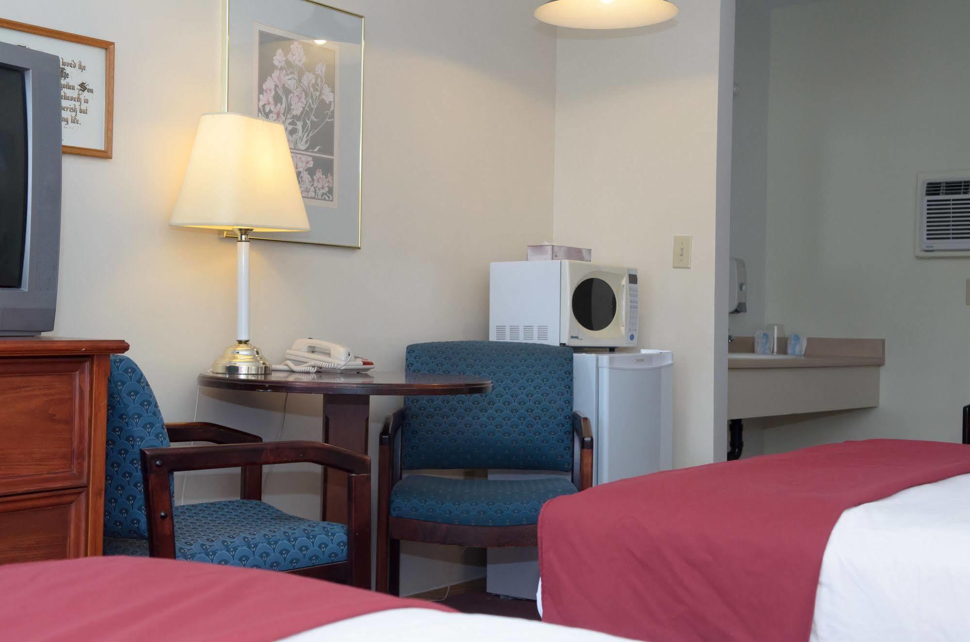 Kings Motor Inn Kamloops Zewnętrze zdjęcie