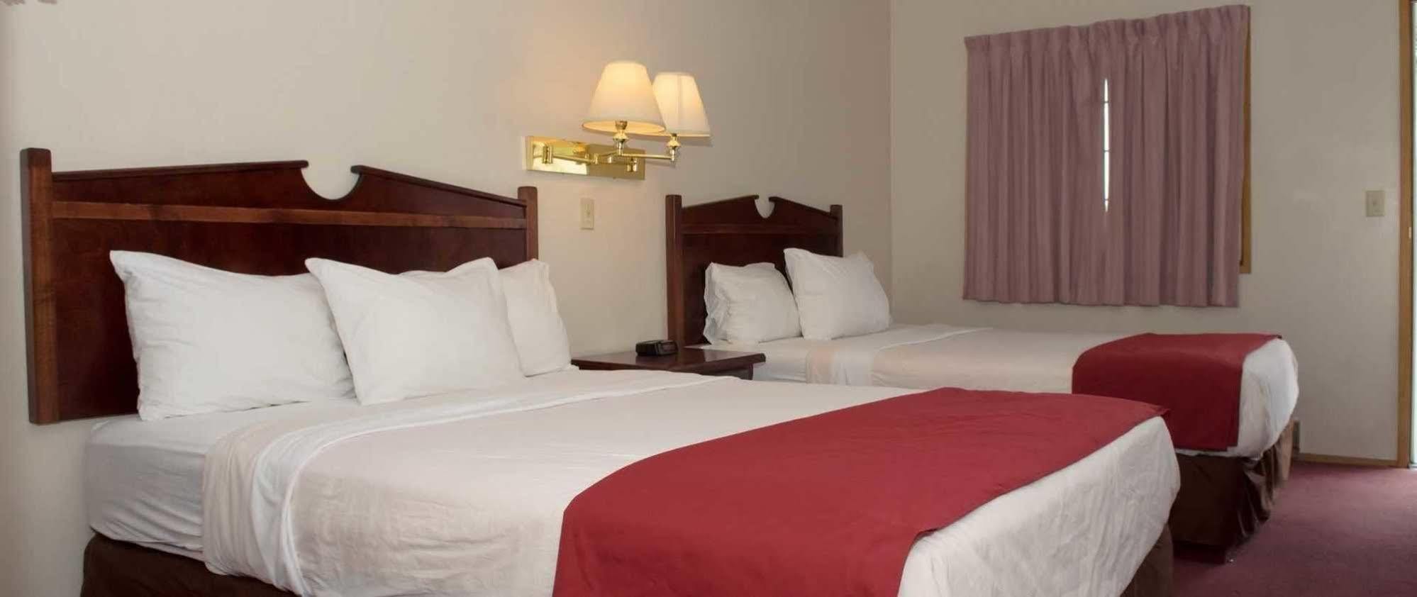 Kings Motor Inn Kamloops Zewnętrze zdjęcie